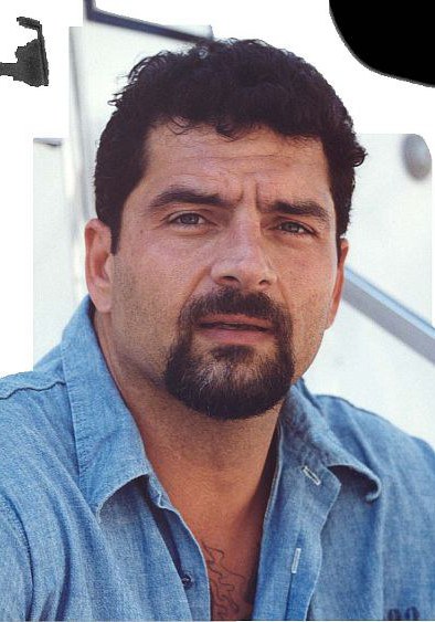 卡尔·西阿法里奥 Carl Ciarfalio