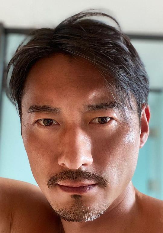 李晟泽 Shengze Li