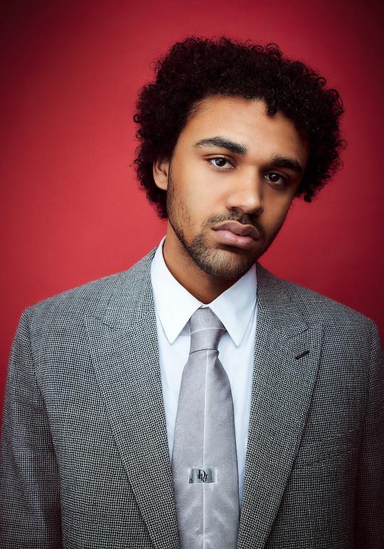 兰斯顿·伊贝尔 Langston Uibel