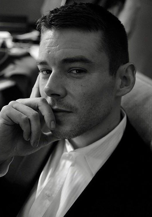 布莱恩·J·史密斯 Brian J. Smith