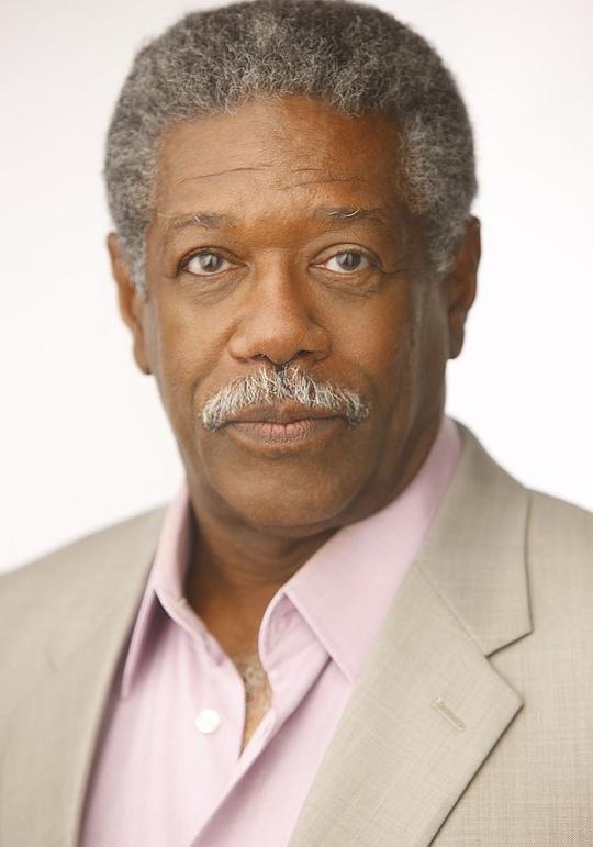 小卢·比提 Lou Beatty Jr.