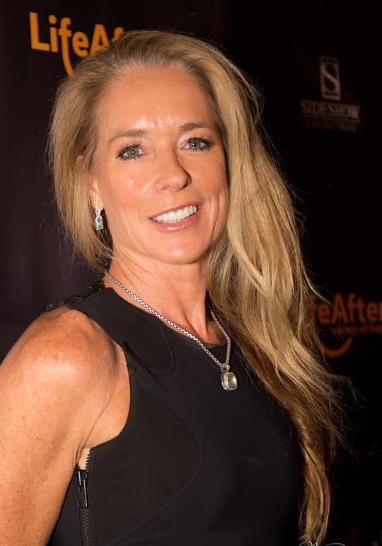 梅丽莎·R·斯塔布斯 Melissa R. Stubbs