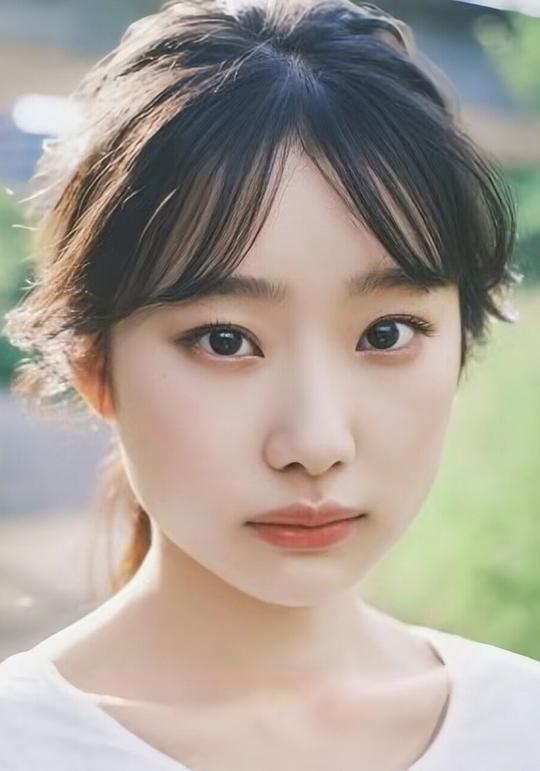 仓泽杏菜 Anna Kurasawa
