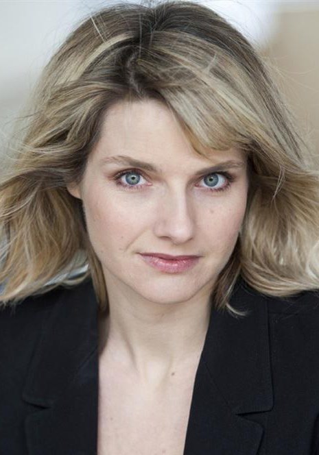 艾琳·斯蒂努斯 Aline Stinus