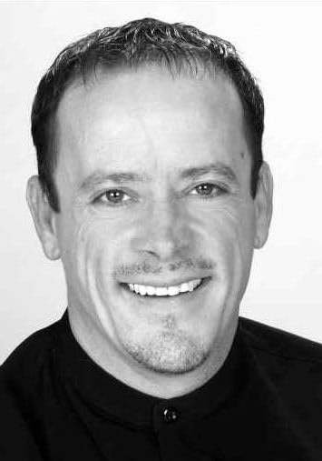 马克·埃里克·豪厄尔 Mark E. Howell