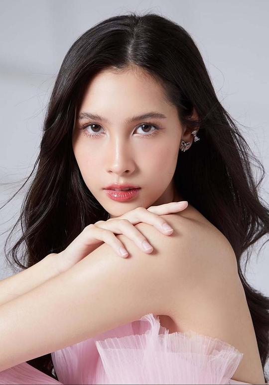 妮吉塔·甘那凯 Nikita Kannaket