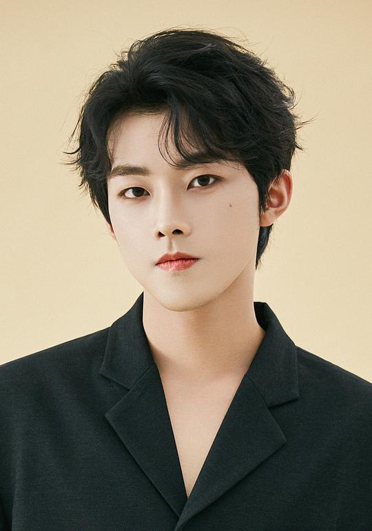 曾耀晖 Yaohui Zeng