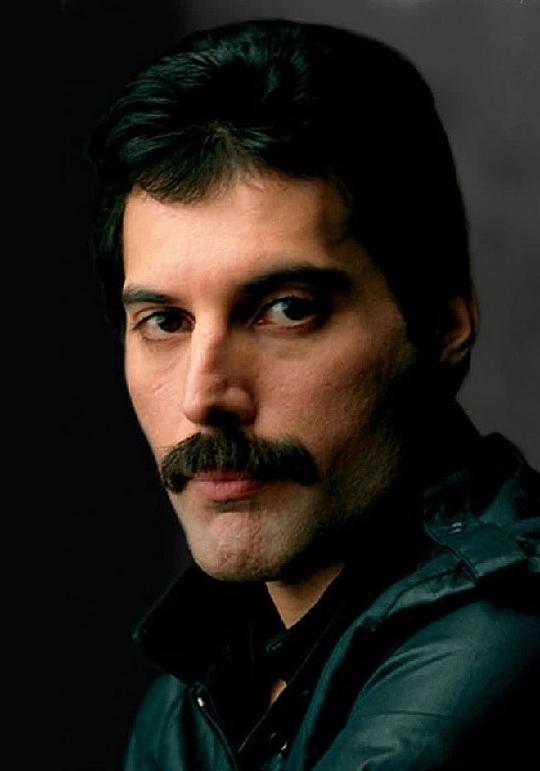 弗雷迪·默丘里 Freddie Mercury