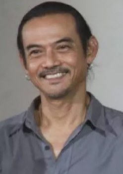 萨哈查·楚姆鲁姆 Sahatchai 'Stop' Chumrum