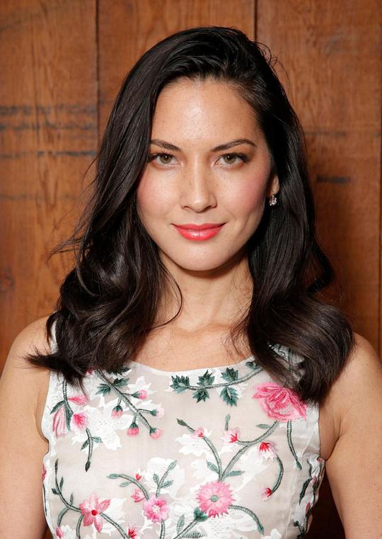奥利维亚·穆恩 Olivia Munn
