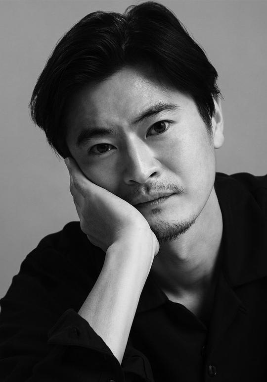 洼冢俊介 Shunsuke Kubozuka