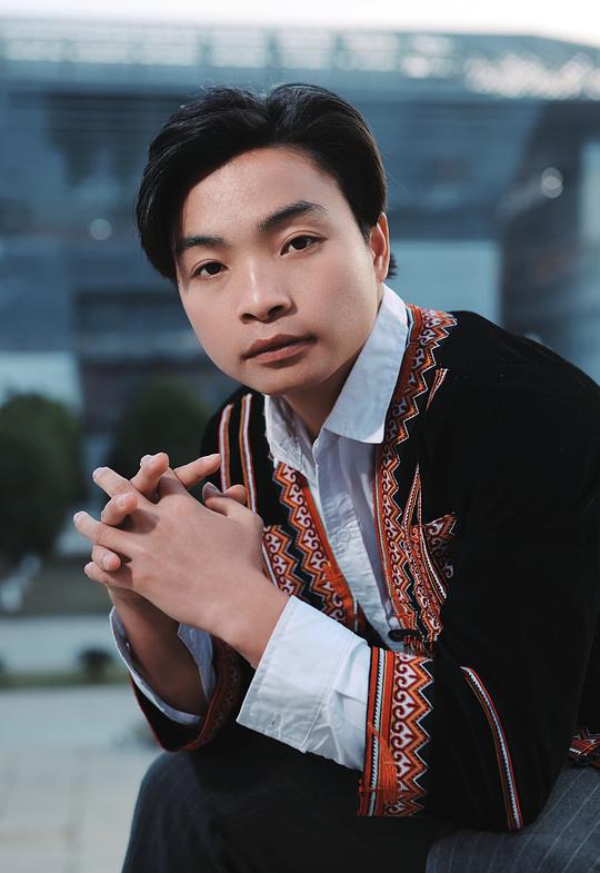 熊绍飞 Shaofei Xiong