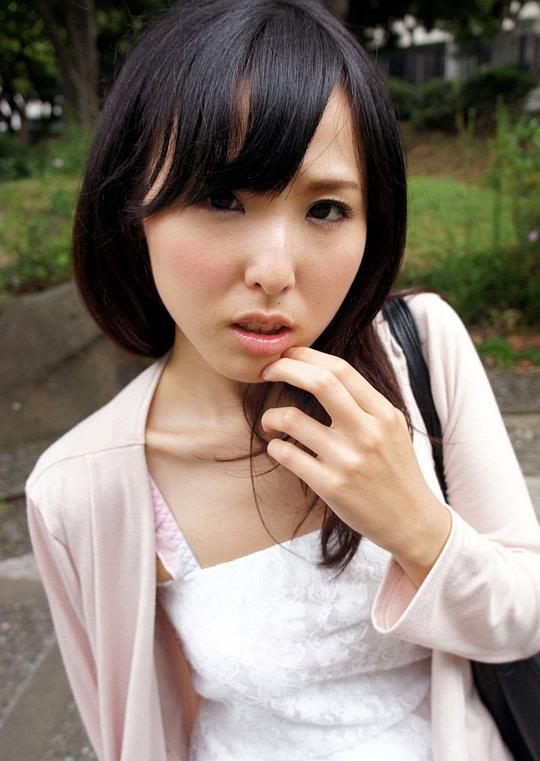 横山夏希 Natsuki Yokoyama