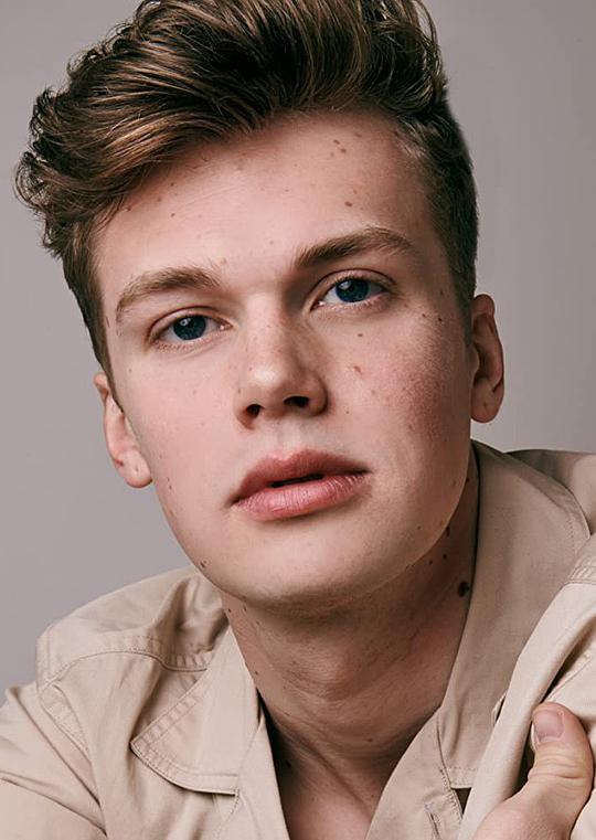 本·杰克森·沃克 Ben Jackson Walker