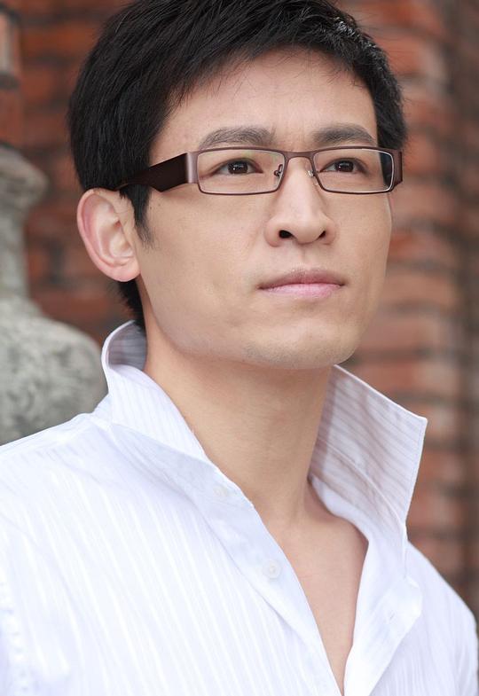 阎虹宇 Hongyu Yan