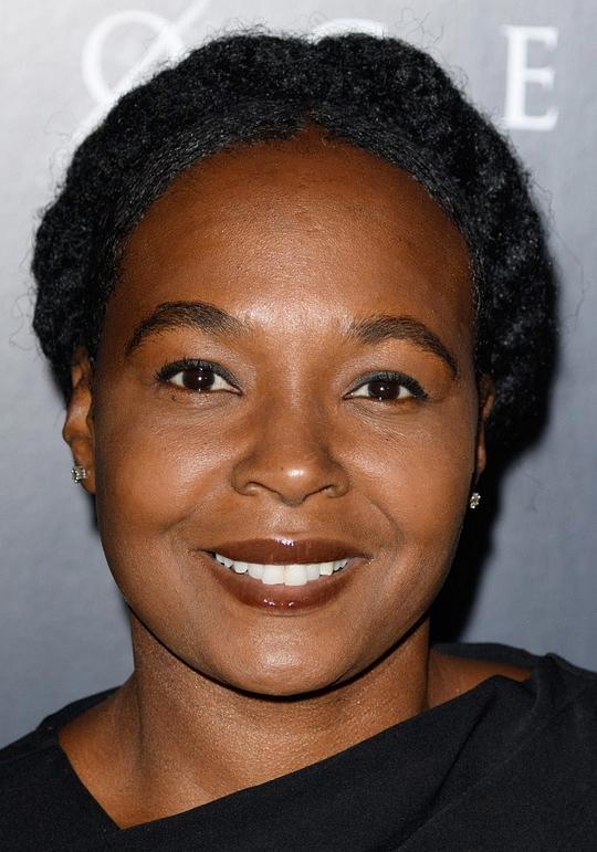 纳丁·马歇尔 Nadine Marshall