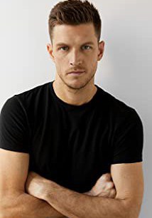 洛根·麦克雷 Logan Macrae