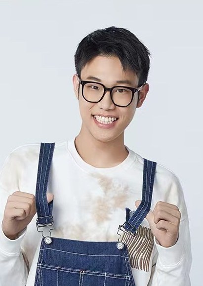 强咚咚 Dongdong Qiang
