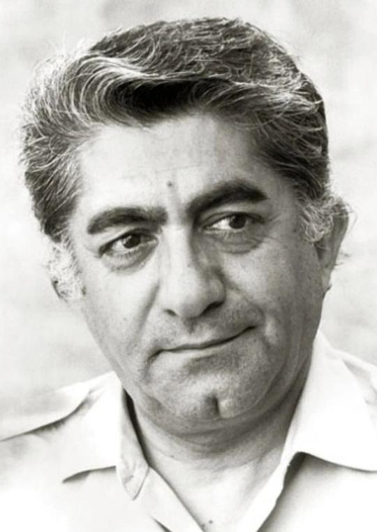 埃扎托拉・恩特扎米 Ezzatolah Entezami
