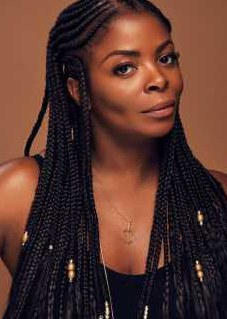 贾内尔·詹姆斯  Janelle James