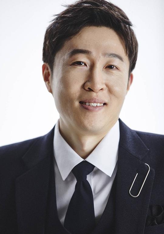 南镇福 Nam Jin Bok