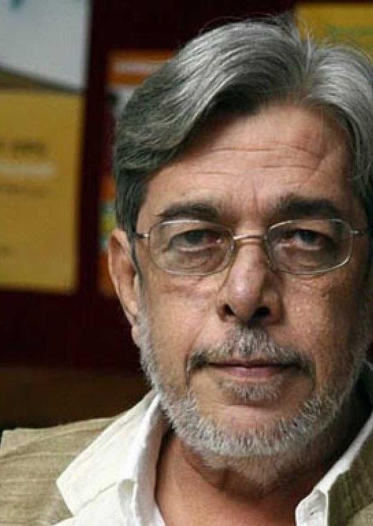 赛义德·阿赫塔尔·米尔扎 Saeed Akhtar Mirza