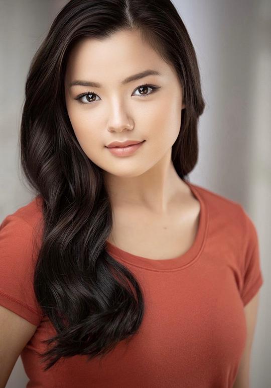 伊丽莎白·于 Elizabeth Yu