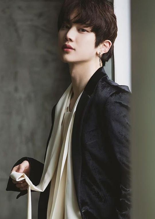 刘一帆 Yifan Liu