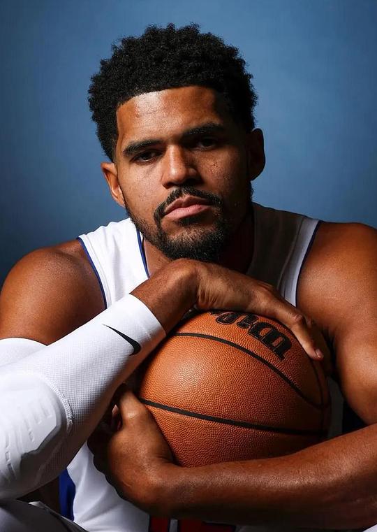 托拜厄斯·哈里斯 Tobias Harris