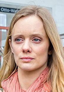 安妮·坎妮斯 Anne Kanis