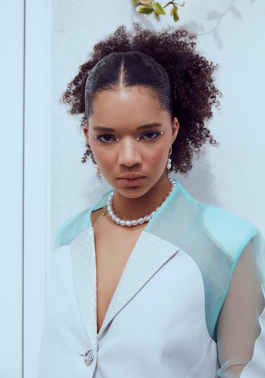 坦津·克劳福德 Tanzyn Crawford