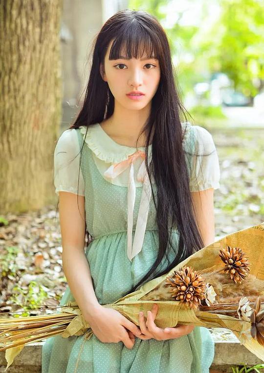 黄灿灿 Cancan Huang