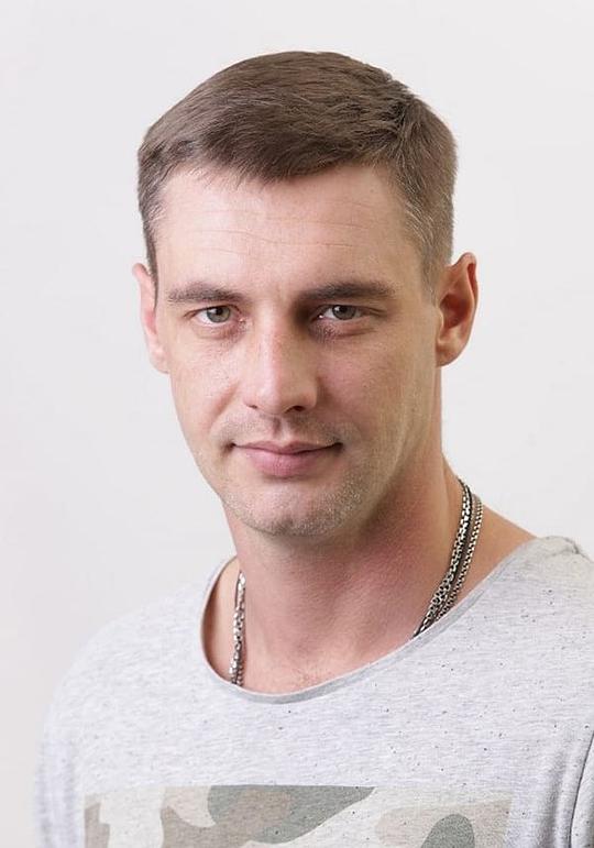 安东·巴蒂列夫 Anton Batyrev