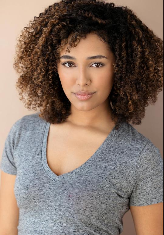 拉蔻尔·加斯蒂斯 Raquel Justice