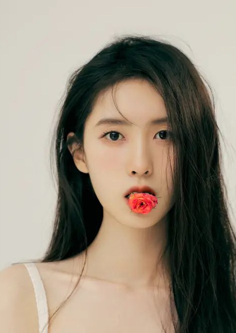 张梓璐 Zilu Zhang