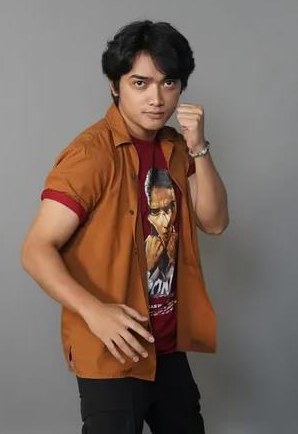 雷扎·希尔曼 Reza Hilman