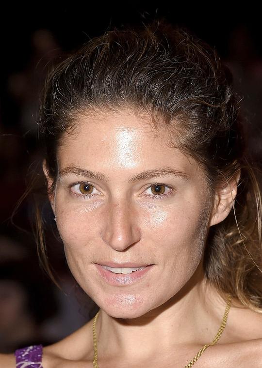 斯黛拉·施纳贝尔 Stella Schnabel