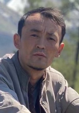 特尼斯·买德勒汗 Tenes Medelhan