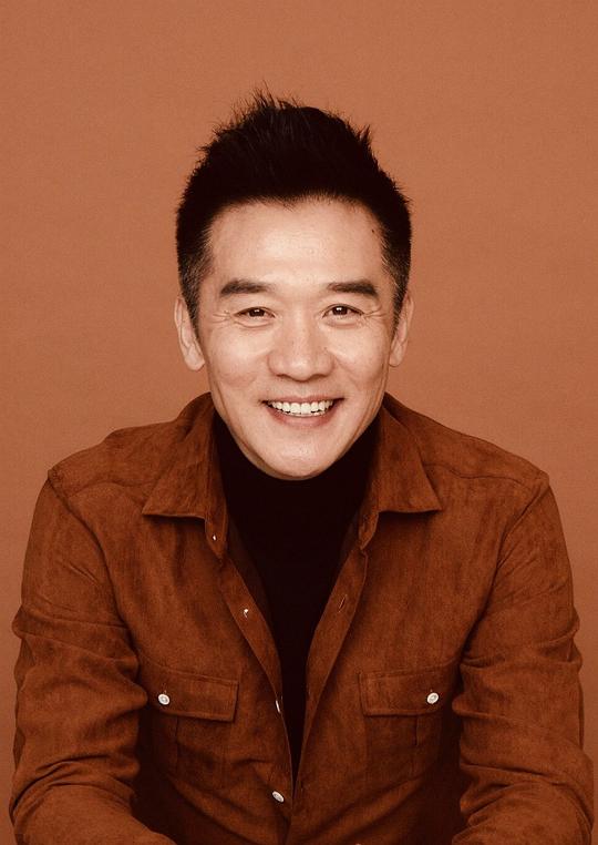 黄志忠 Zhizhong Huang