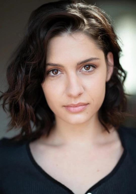 比阿特丽斯·阿内拉 Beatrice Arnera