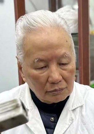 仇庆芳 Qingfang Qiu