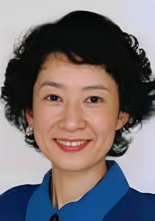 安田亚希江 Yasuda Akie