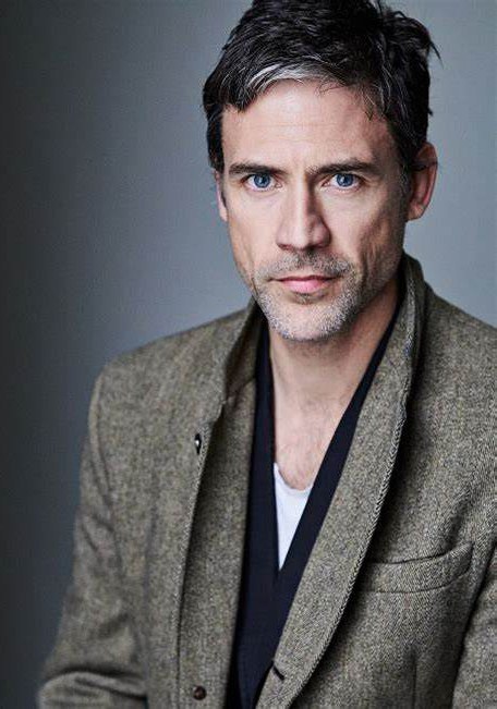 亚当·雷纳 Adam Rayner