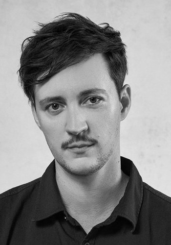 瑞斯·恩斯特 Rhys Ernst