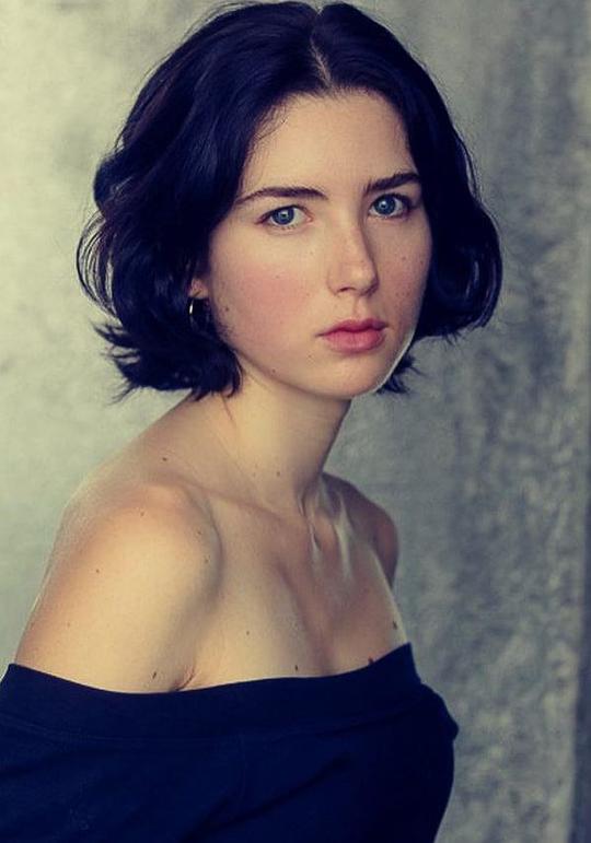 萨斯基亚·韦克菲尔德 Saskia Wakefield