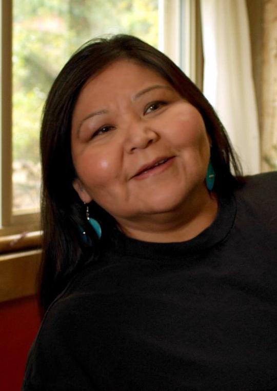 伊莱恩·迈尔斯 Elaine Miles