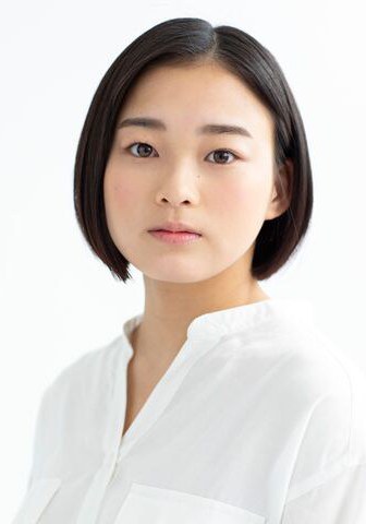 饭塚纯音 Sumine Iizuka