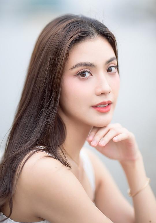 肯娜希妮·萨普米 Kannatsinee Supmee