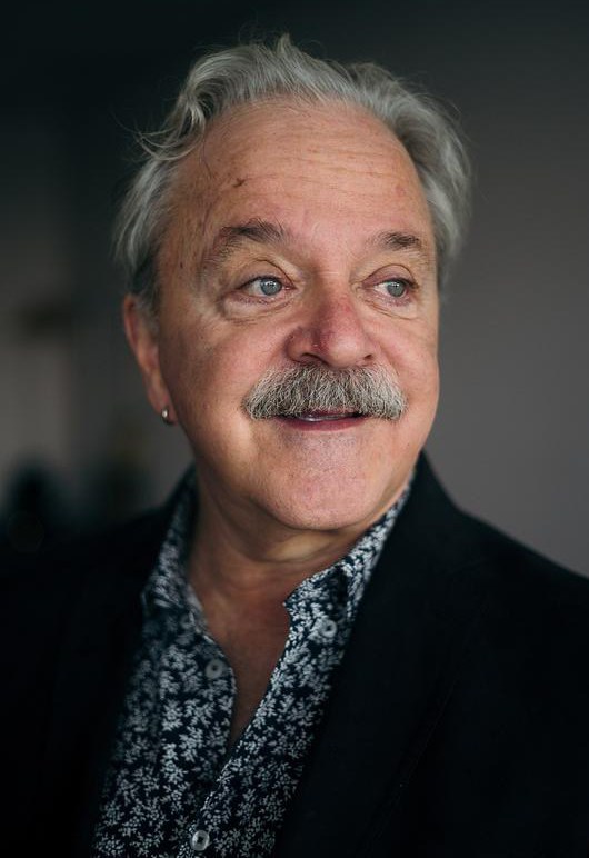 吉姆·卡明斯 Jim Cummings