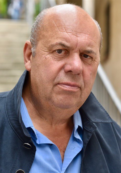 伯纳德·德斯特奇斯 Bernard Destouches